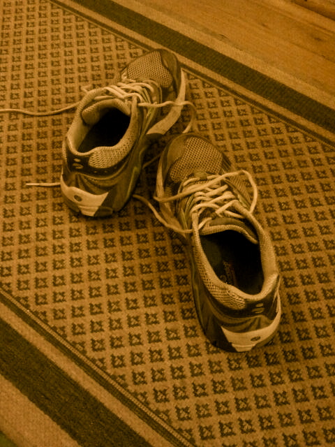 walk tennies